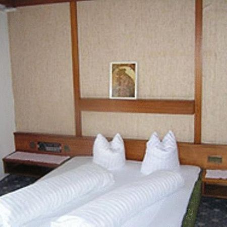 C+M+B Hotel Axams Extérieur photo