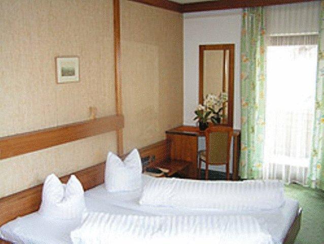 C+M+B Hotel Axams Extérieur photo